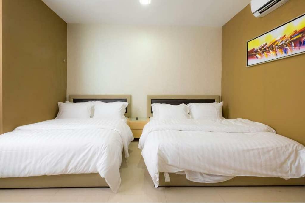 6, Persiaran Tanjung Bunga 3 Villa Batu Ferringhi